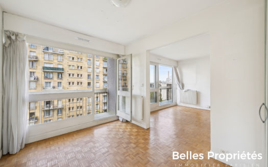 Appartement Paris 18, VAUVENARGUES