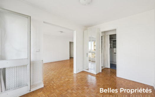 Appartement Paris 18, VAUVENARGUES